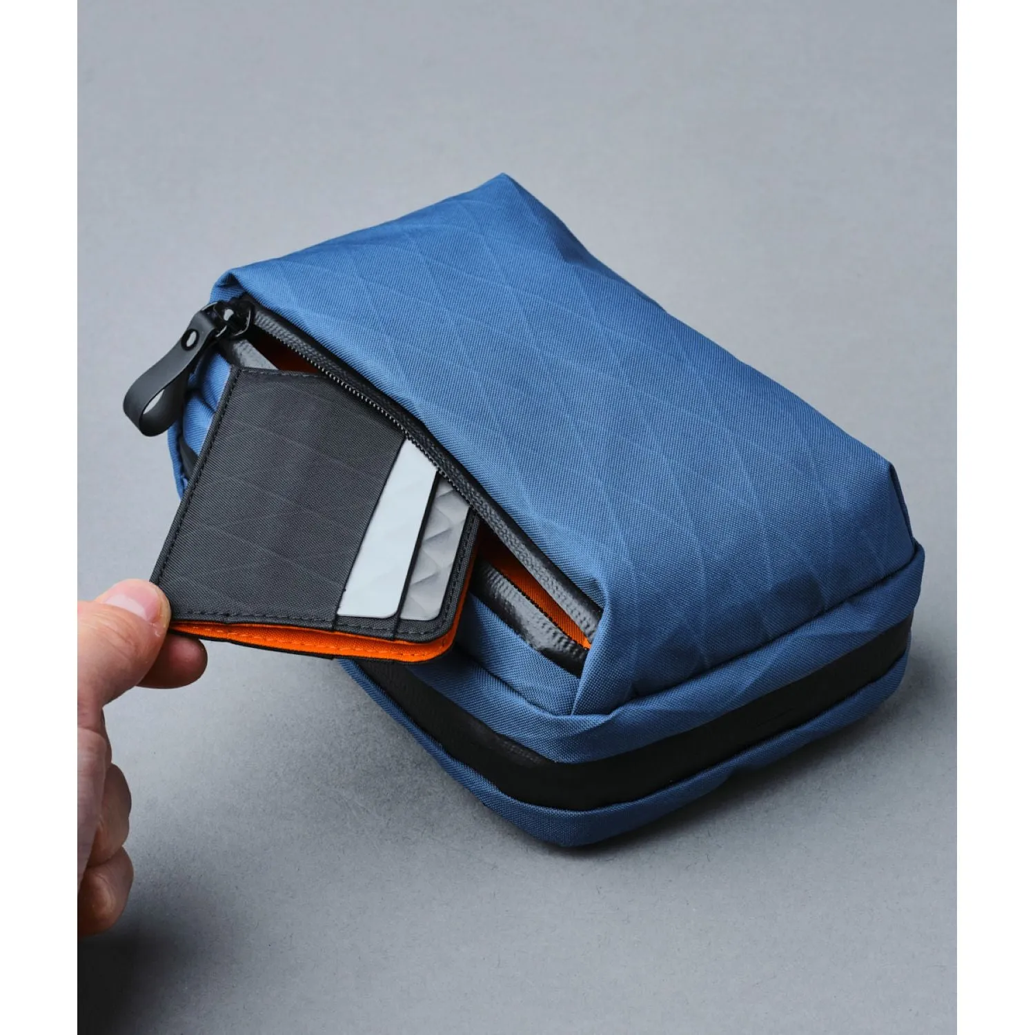 ALPAKA Metro Sling X-Pac