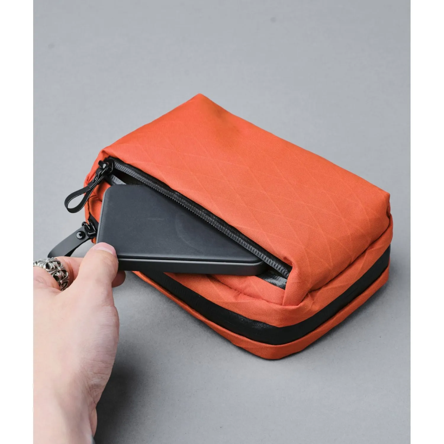 ALPAKA Metro Sling X-Pac