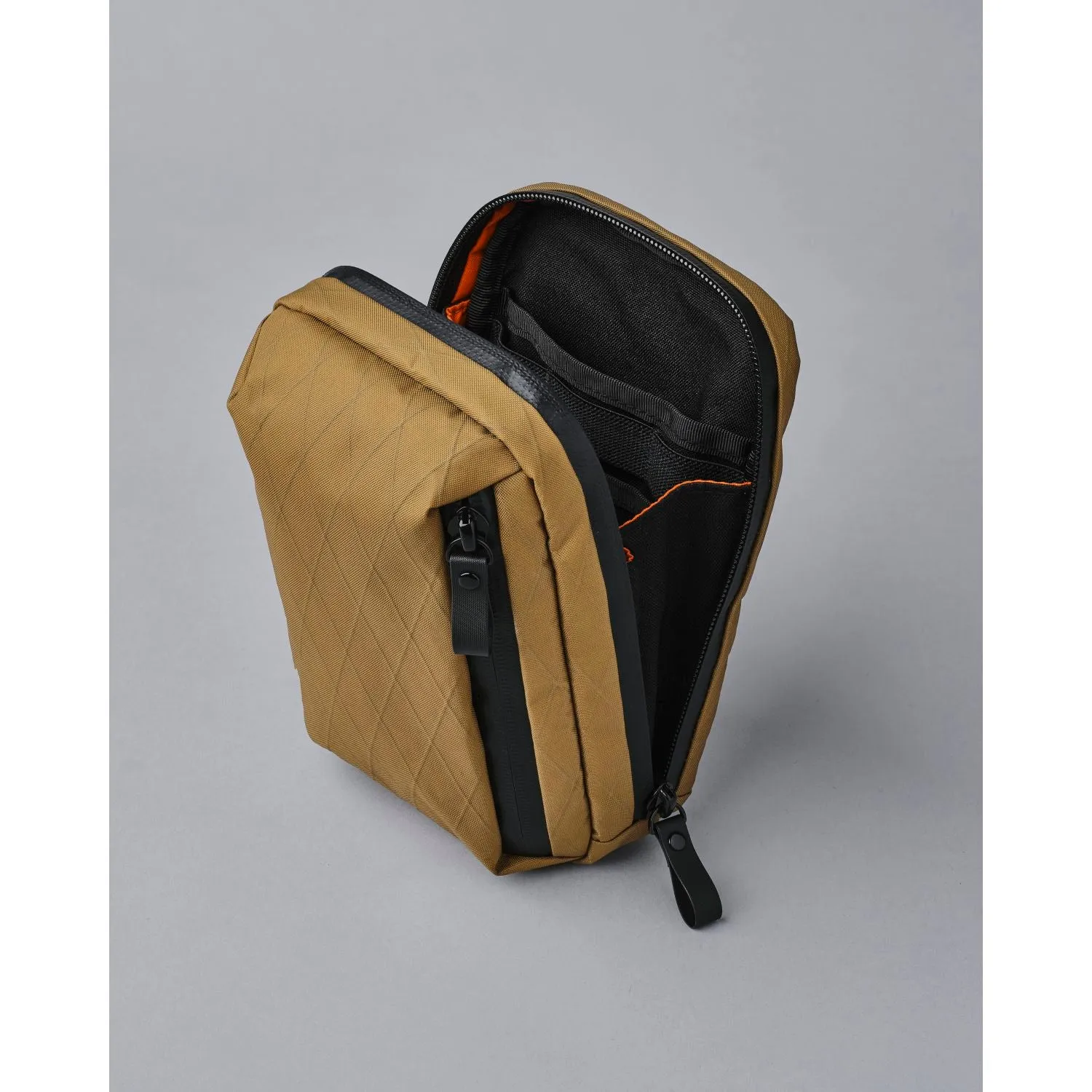 ALPAKA Metro Sling X-Pac