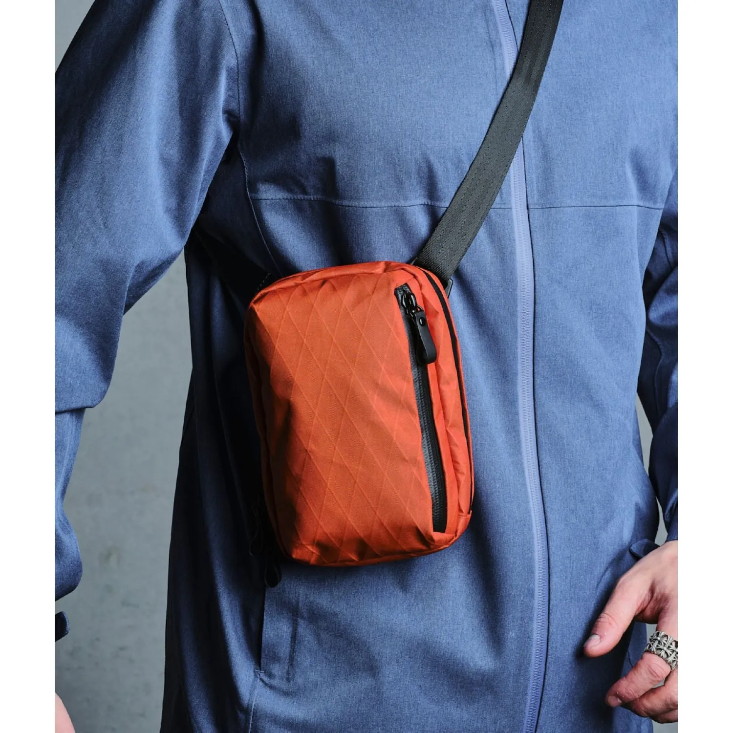ALPAKA Metro Sling X-Pac