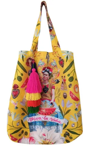Cautivo Tote Bags