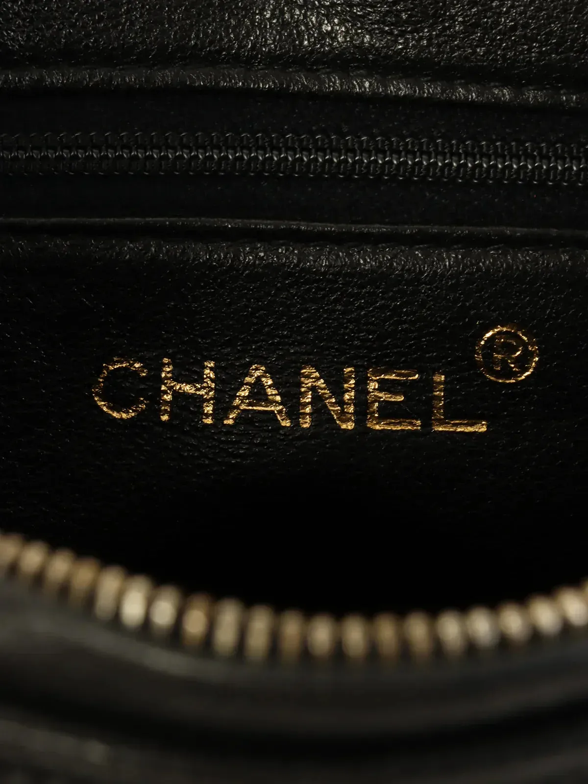 CHANEL Around 1992 Made Caviar Skin Cc Mark Stitch Chain Shoulder Bag Black