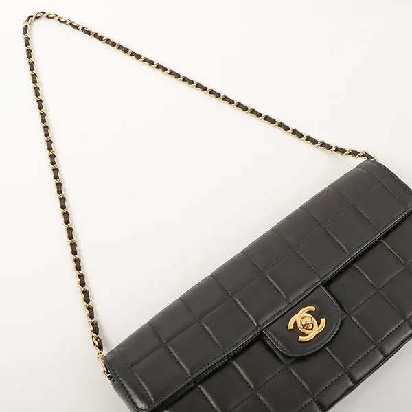 Chanel Around 2002 Made Chocolate Bar Turn-Lock Chain Bag Black