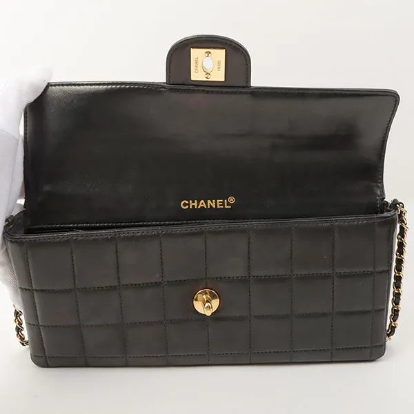 Chanel Around 2002 Made Chocolate Bar Turn-Lock Chain Bag Black