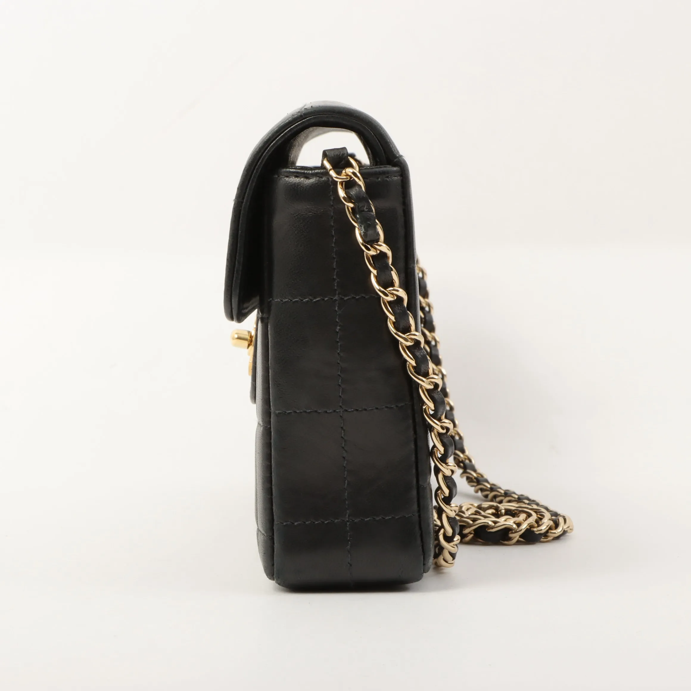 Chanel Around 2002 Made Chocolate Bar Turn-Lock Chain Bag Black
