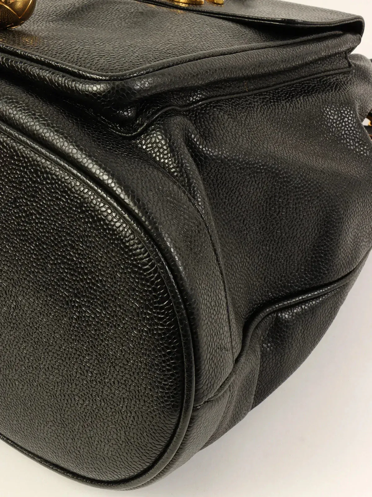 CHANEL Caviar Skin Turn-Lock Shoulder Bag With Pouch Black