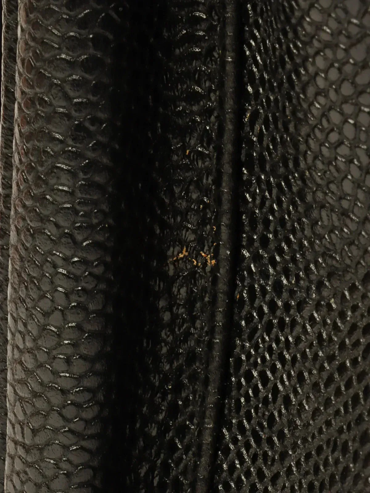 CHANEL Caviar Skin Turn-Lock Shoulder Bag With Pouch Black