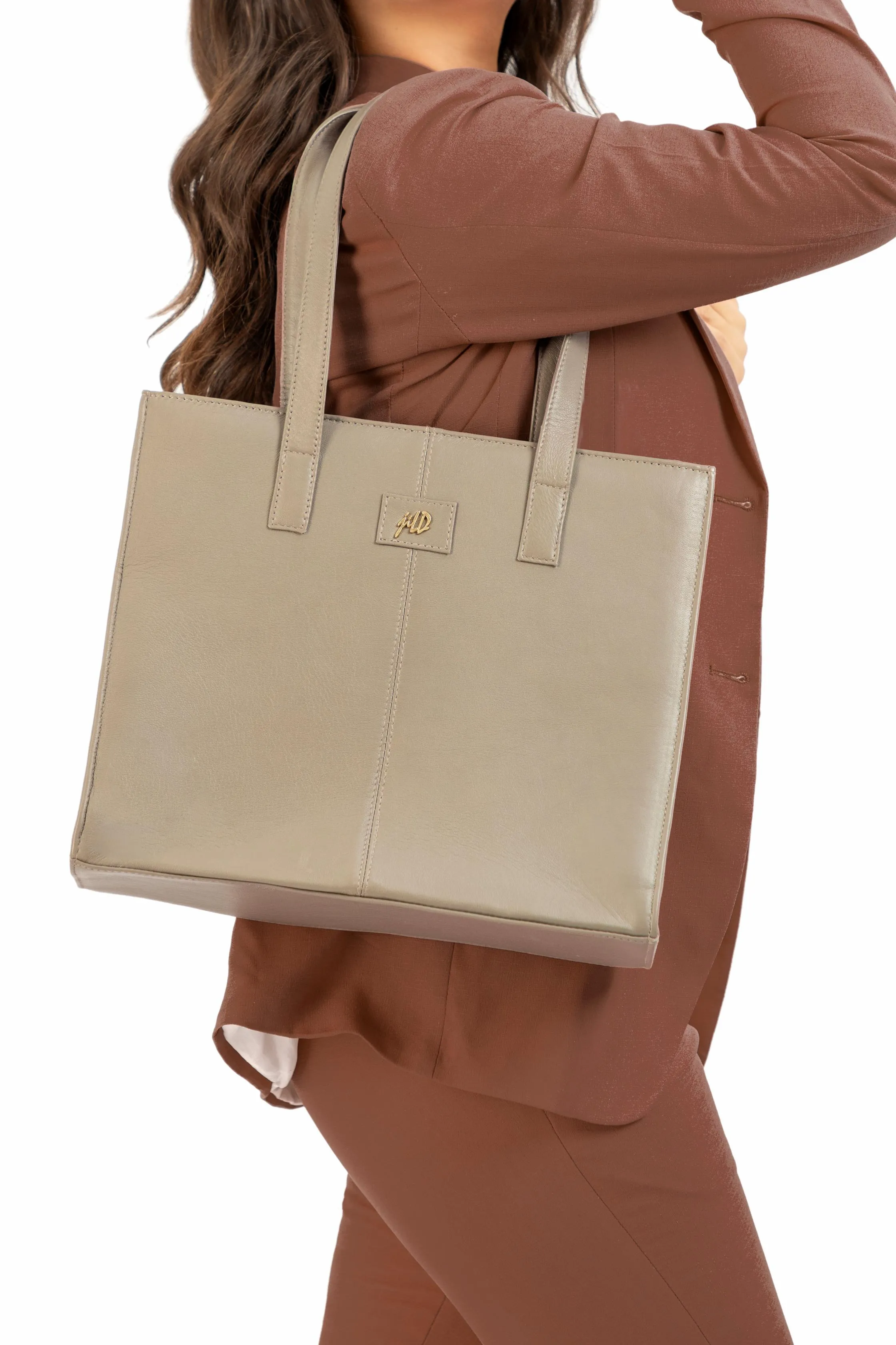 Everyday Women's Graphite Grey Leather Zipper Tote Bag