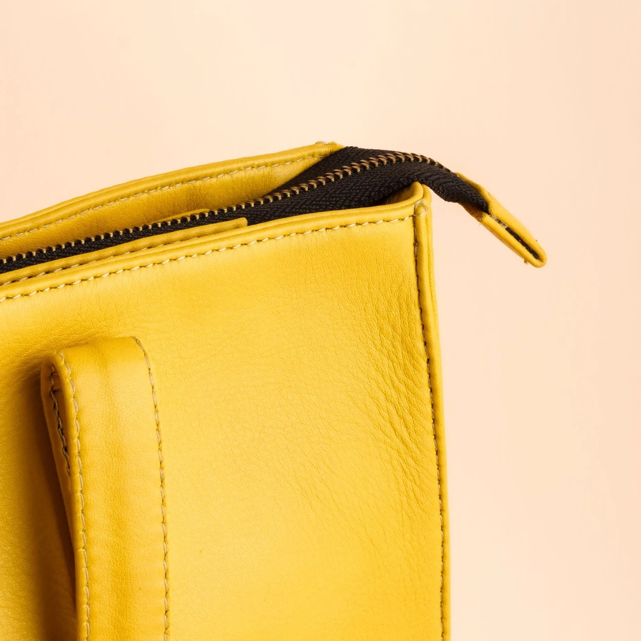 Everyday Women's Mustard Yellow Leather Zipper Tote Bag