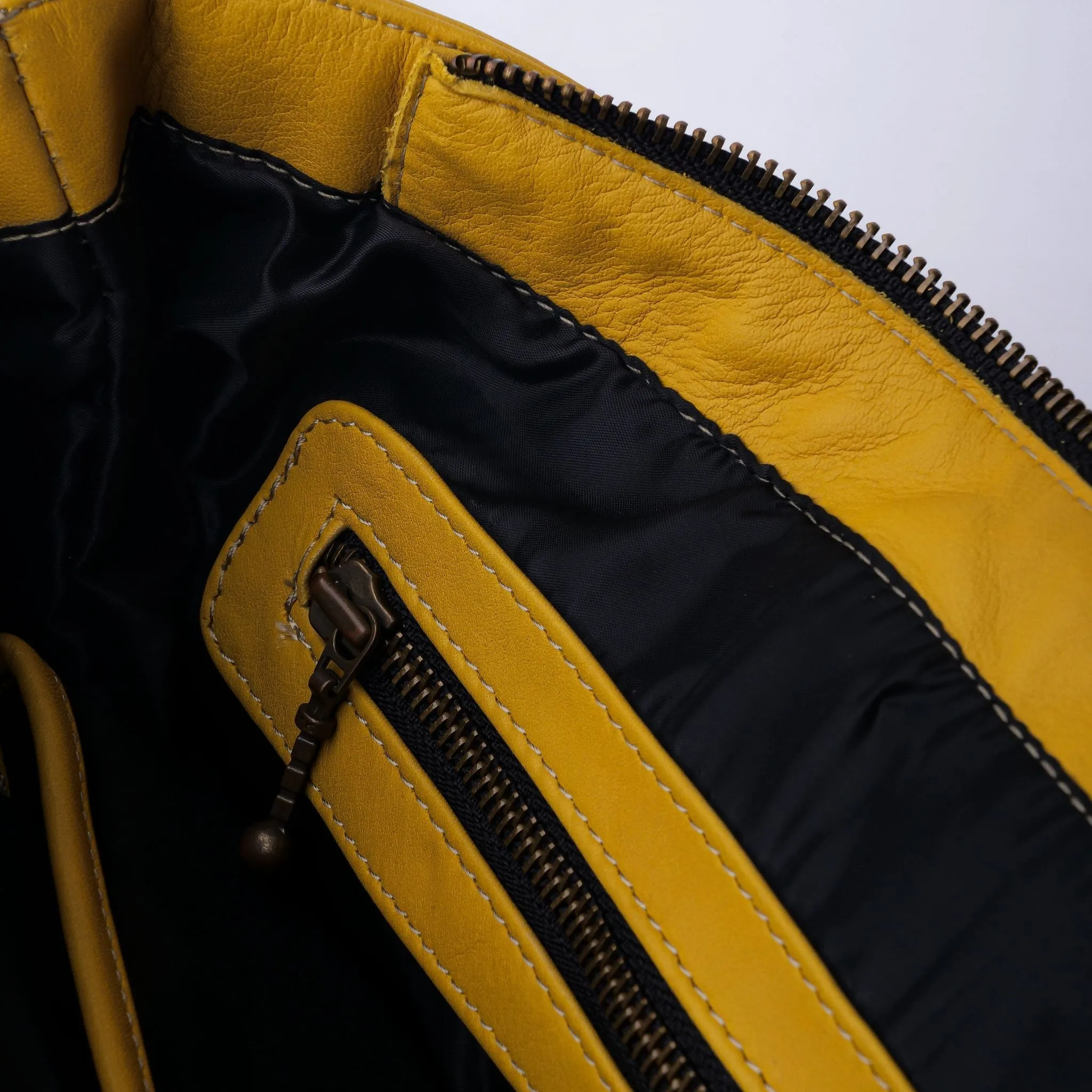 Everyday Women's Mustard Yellow Leather Zipper Tote Bag