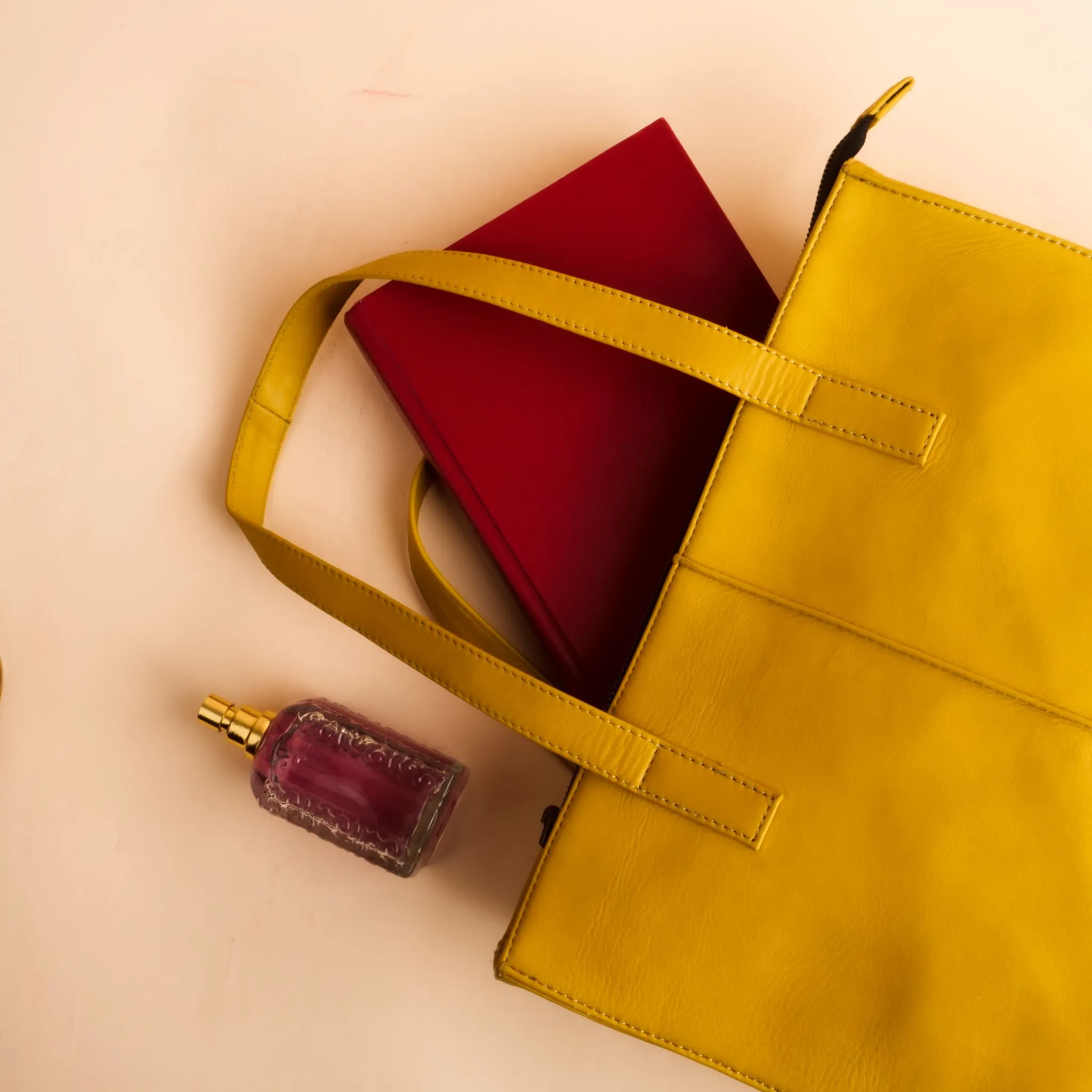 Everyday Women's Mustard Yellow Leather Zipper Tote Bag