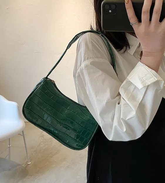 PB43 Green Crocodile Design Purse