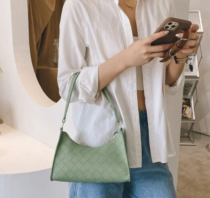 PB48 Mint Green Wide Weave Design Purse