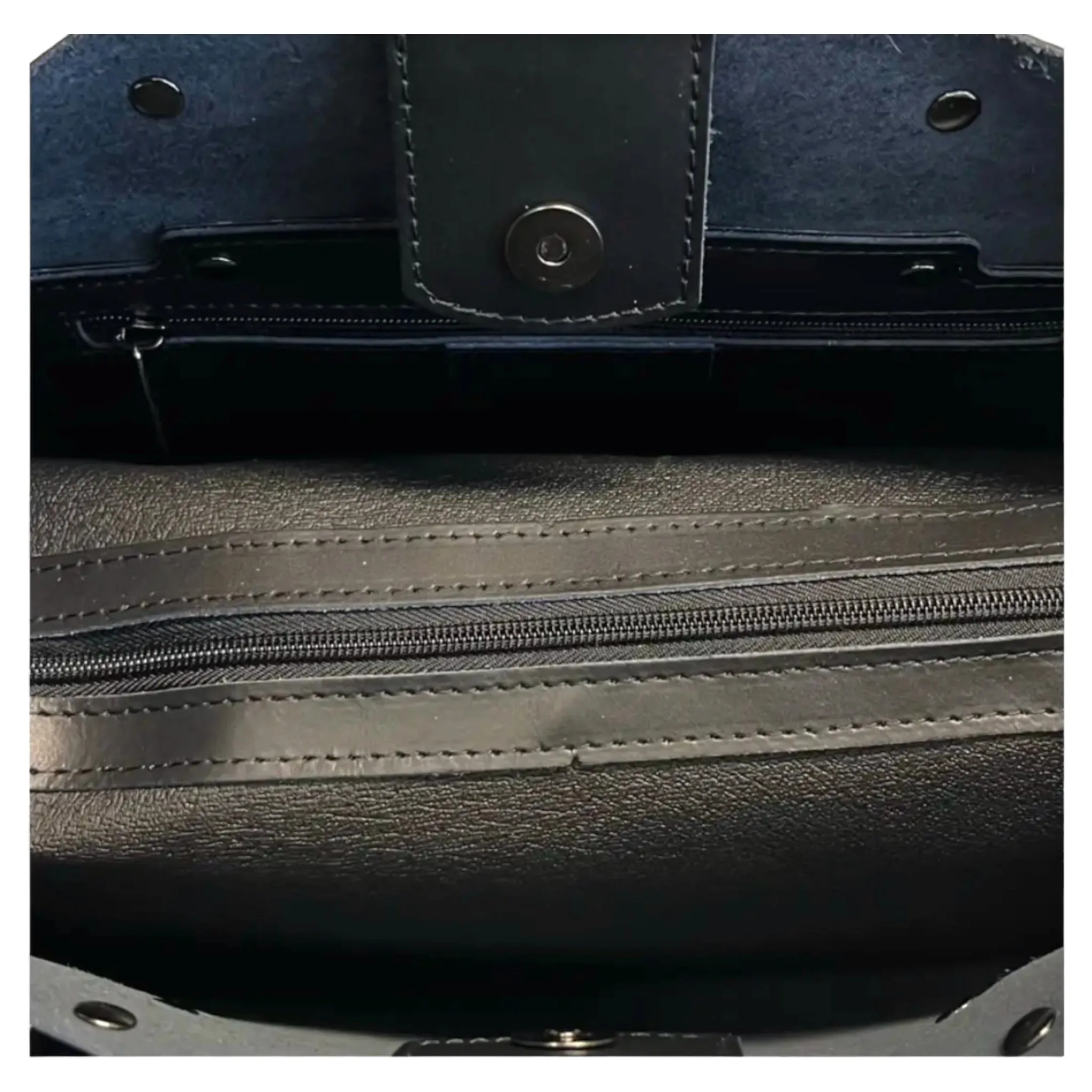 The BESS UNSTRUCTURED TOTE